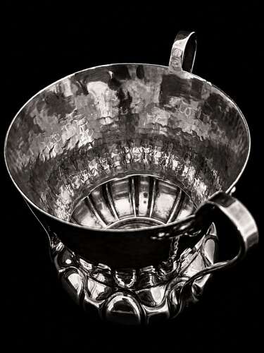 Antique Sterling Silver Arts and Crafts Tyg – London 1902, Moss Morris