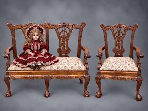 Antique-Style Children’s Sofa & Chair Set